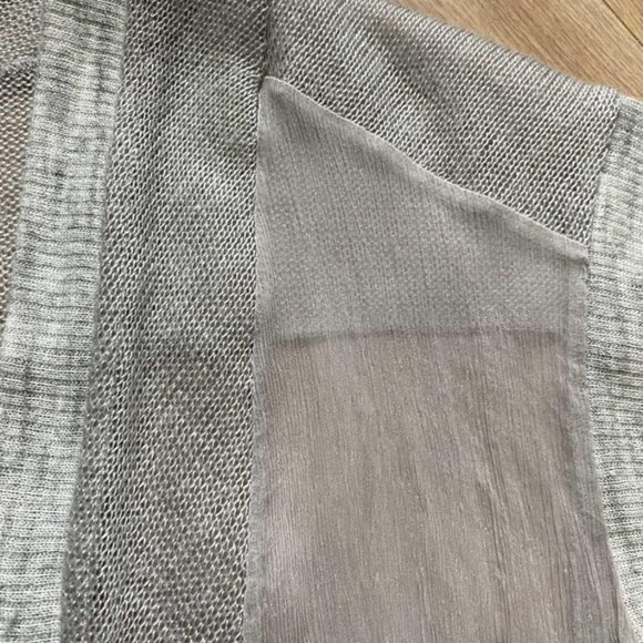 Delicate Sweater - Picture 2 of 2